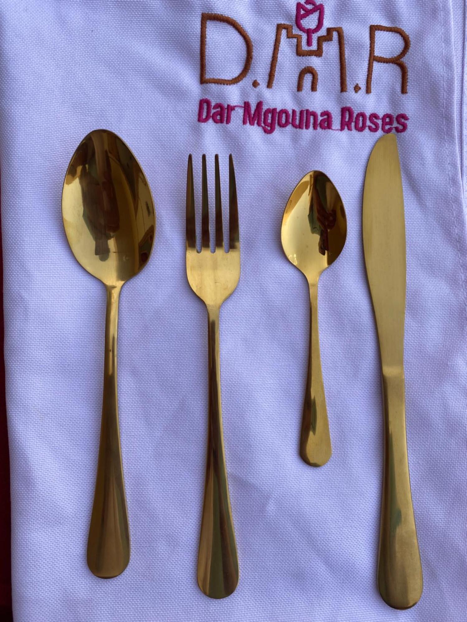 Dar Mgouna Roses Kelaat-M'Gouna ภายนอก รูปภาพ