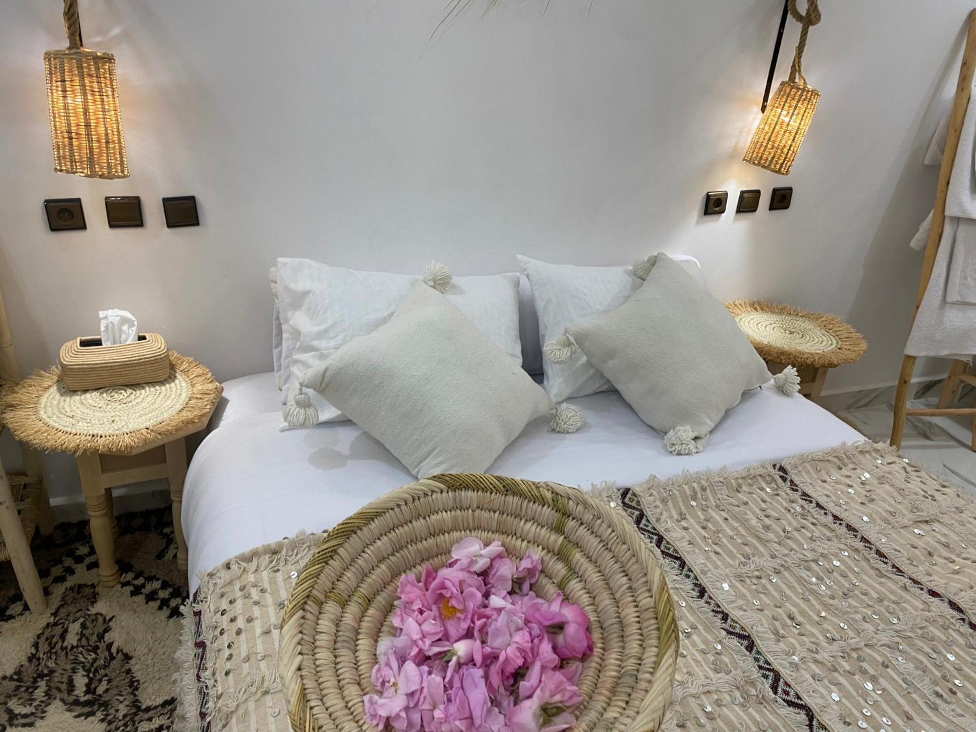 Dar Mgouna Roses Kelaat-M'Gouna ภายนอก รูปภาพ